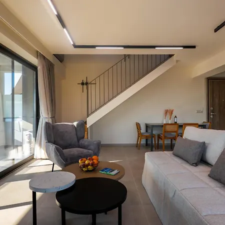Alykes Urban Luxe Apartment Lefkáda