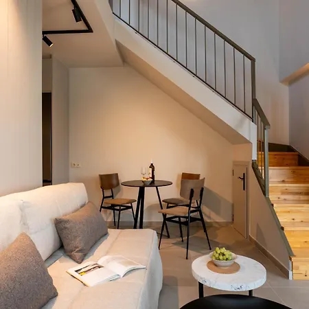 Apartman Alykes Urban Luxe *